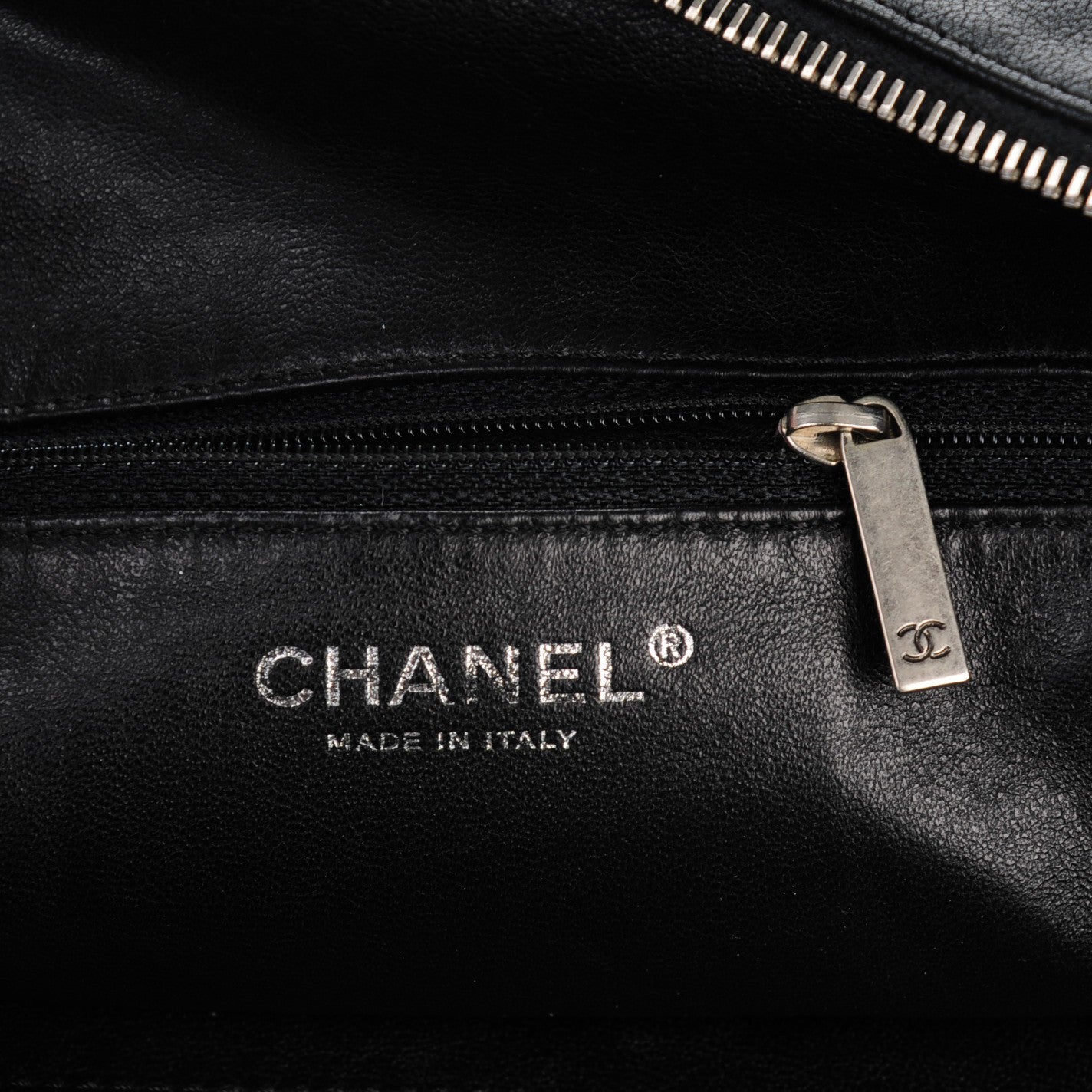 Calfskin Modern Chain Hobo Black