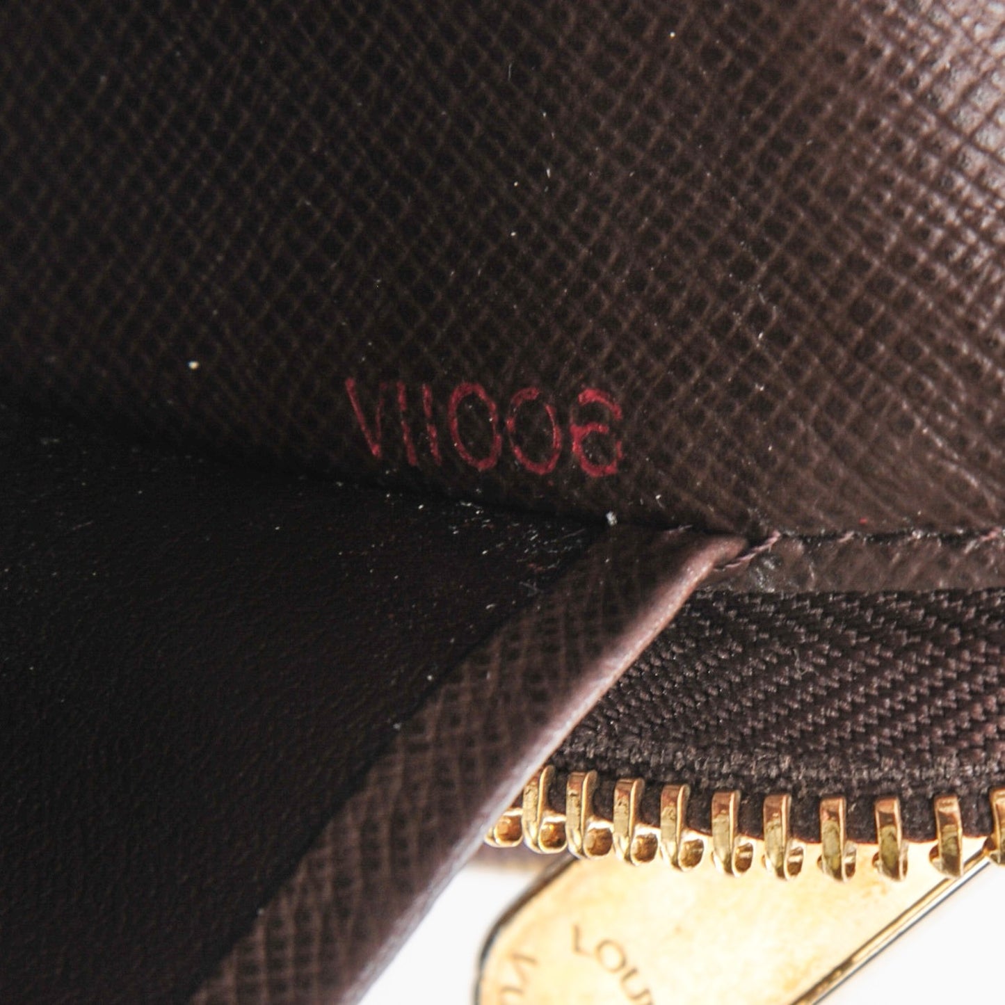Damier Ebene Zippy Organizer Wallet