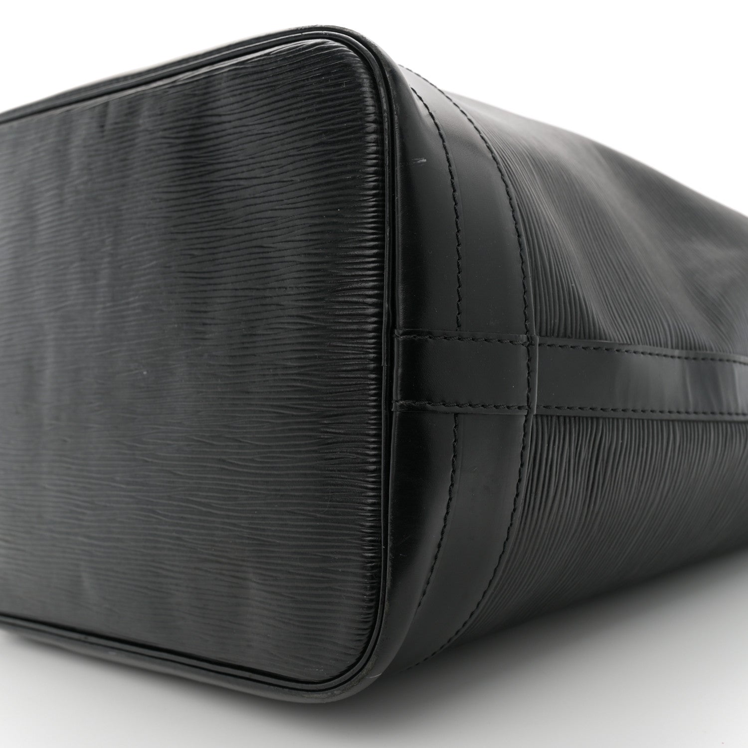 Louis Vuitton Epi Noe Black 9 of 13