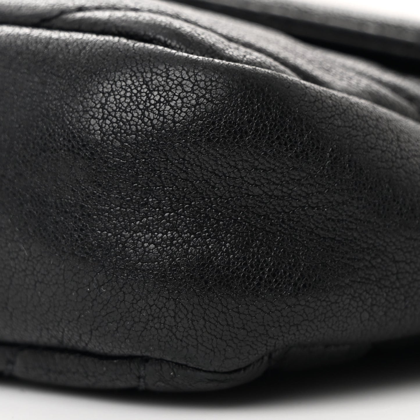 Sheepskin Matelasse Chevron Monogram College Chain Wallet Black