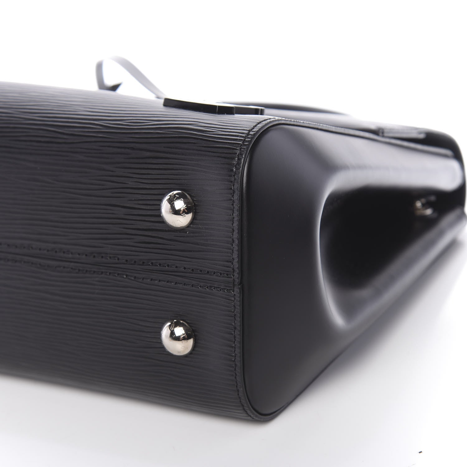 Louis Vuitton Epi Cluny MM Black 9 of 11