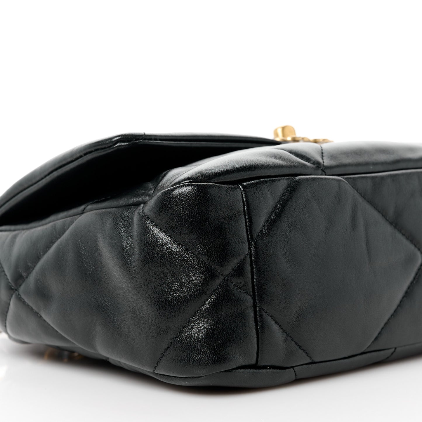 Lambskin Quilted Medium Chanel 19 Flap Black
