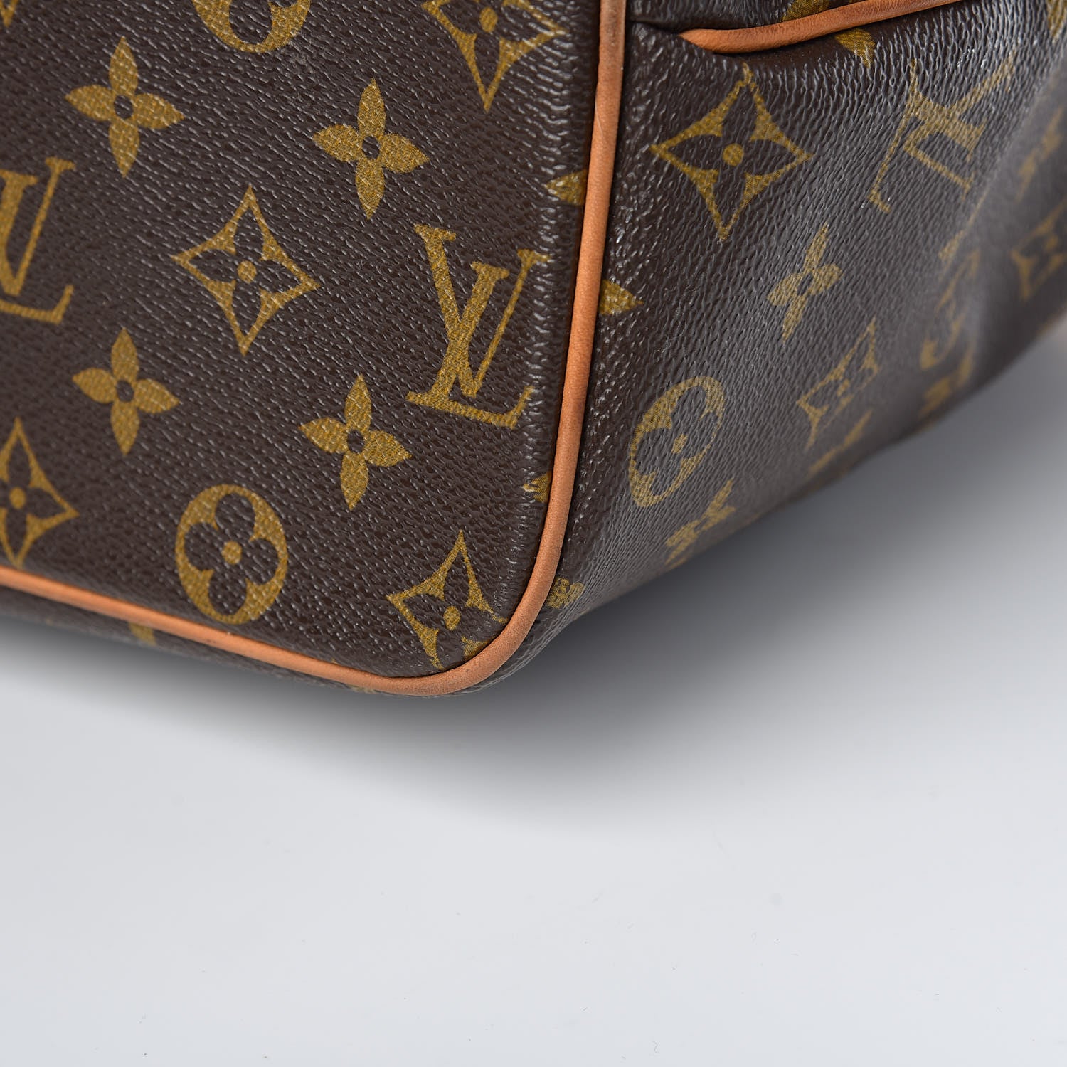 Louis Vuitton Monogram Palermo GM 22 of 24