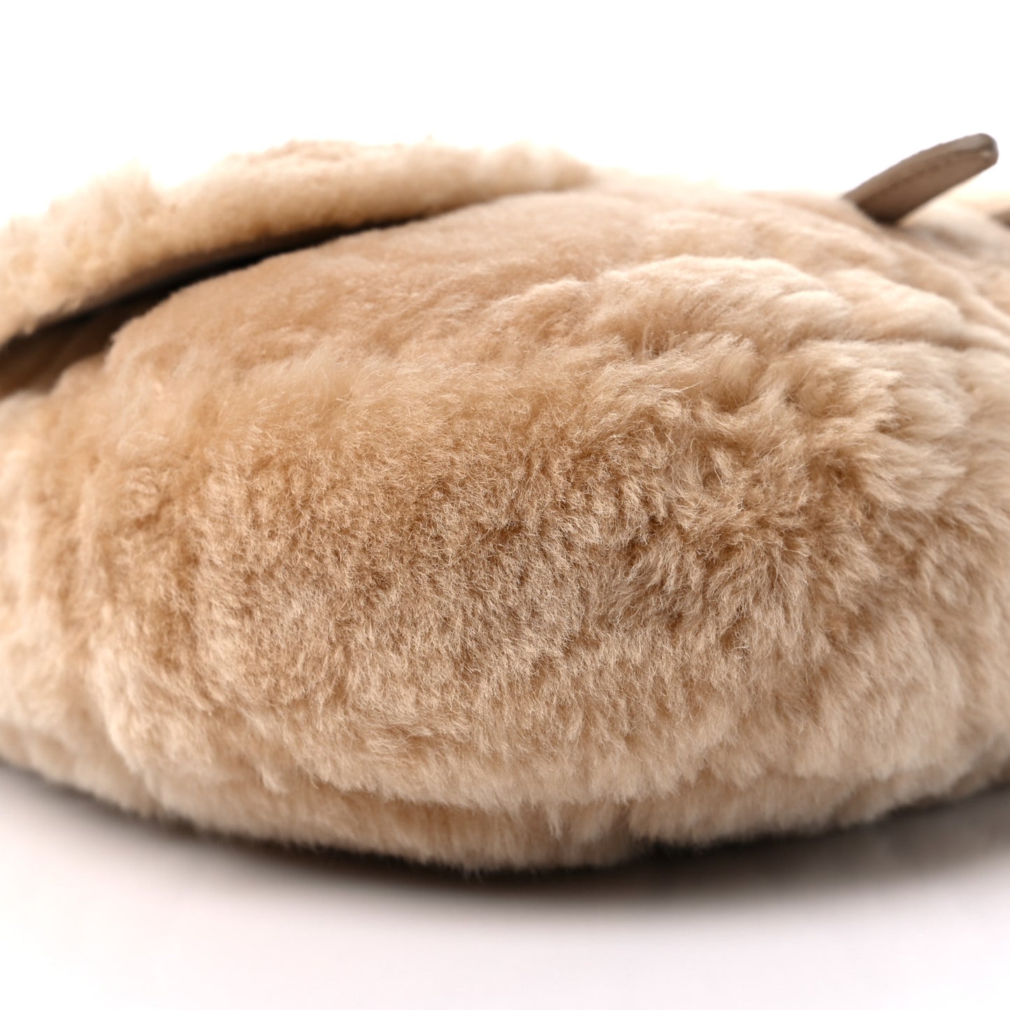 X ERL VENICE Shearling Cannage Saddle Bag Natural