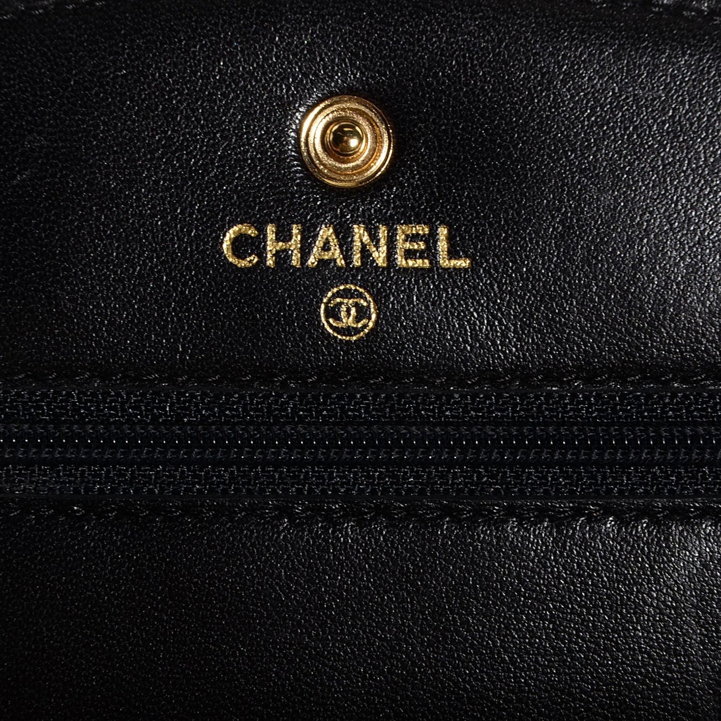 Caviar Timeless CC Wallet on Chain WOC Black
