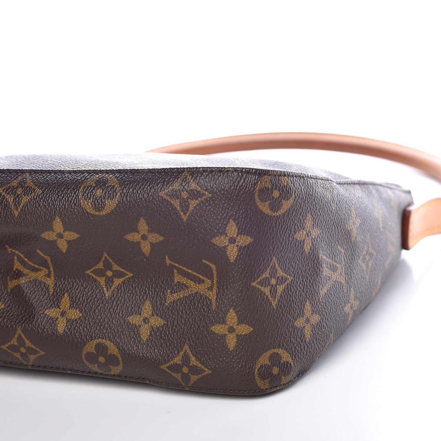 Monogram Looping MM
