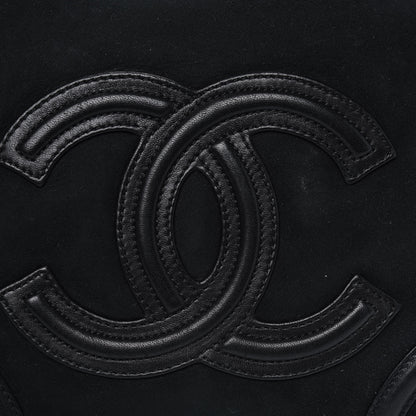 Chanel Suede Sparkling Winter Messenger Black 6 of 9