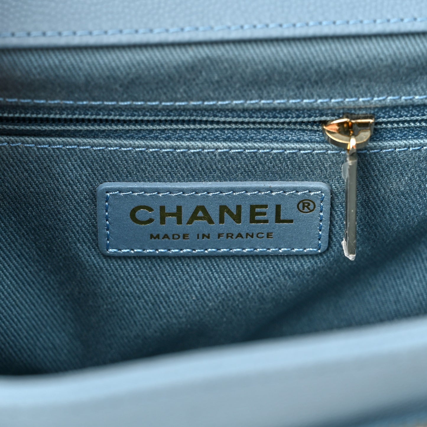 Caviar Quilted Medium Business Affinity Flap Blue
