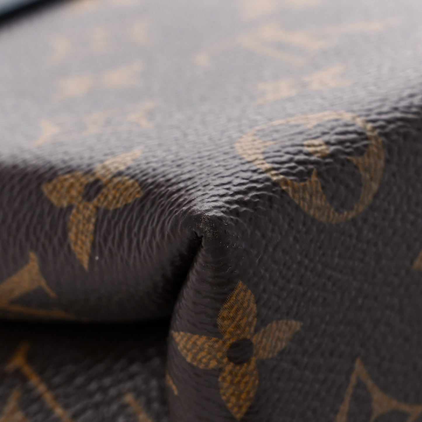 Monogram Locky BB Black