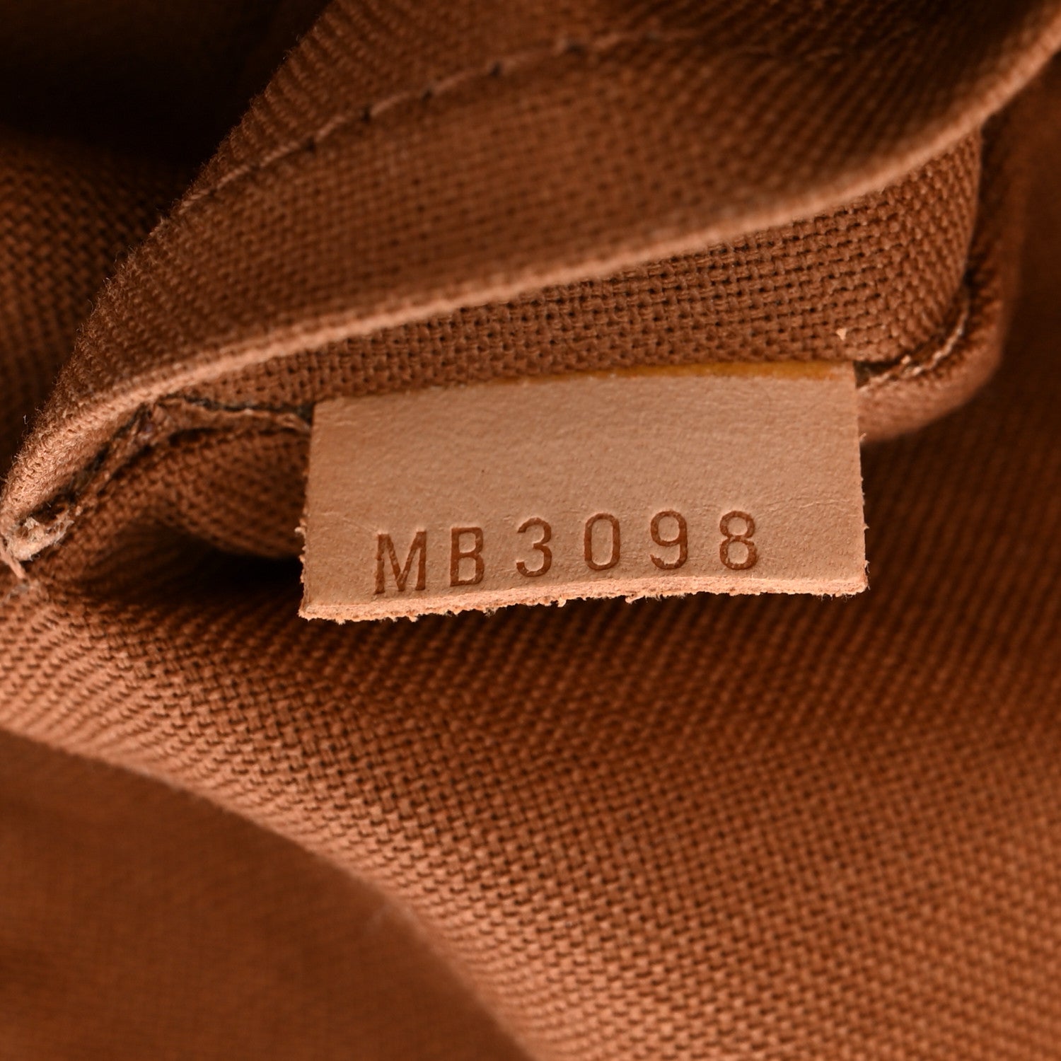 Louis Vuitton Monogram Tivoli GM 7 of 11