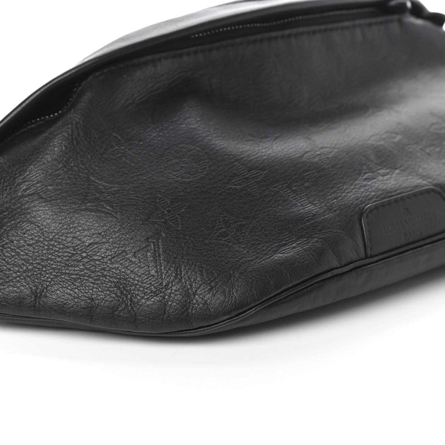 Calfskin Monogram Shadow Discovery Bumbag Black