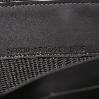Fendi Vitello King Tamponato Logo Embossed Zip Around Wallet Cuoio 7 of 7