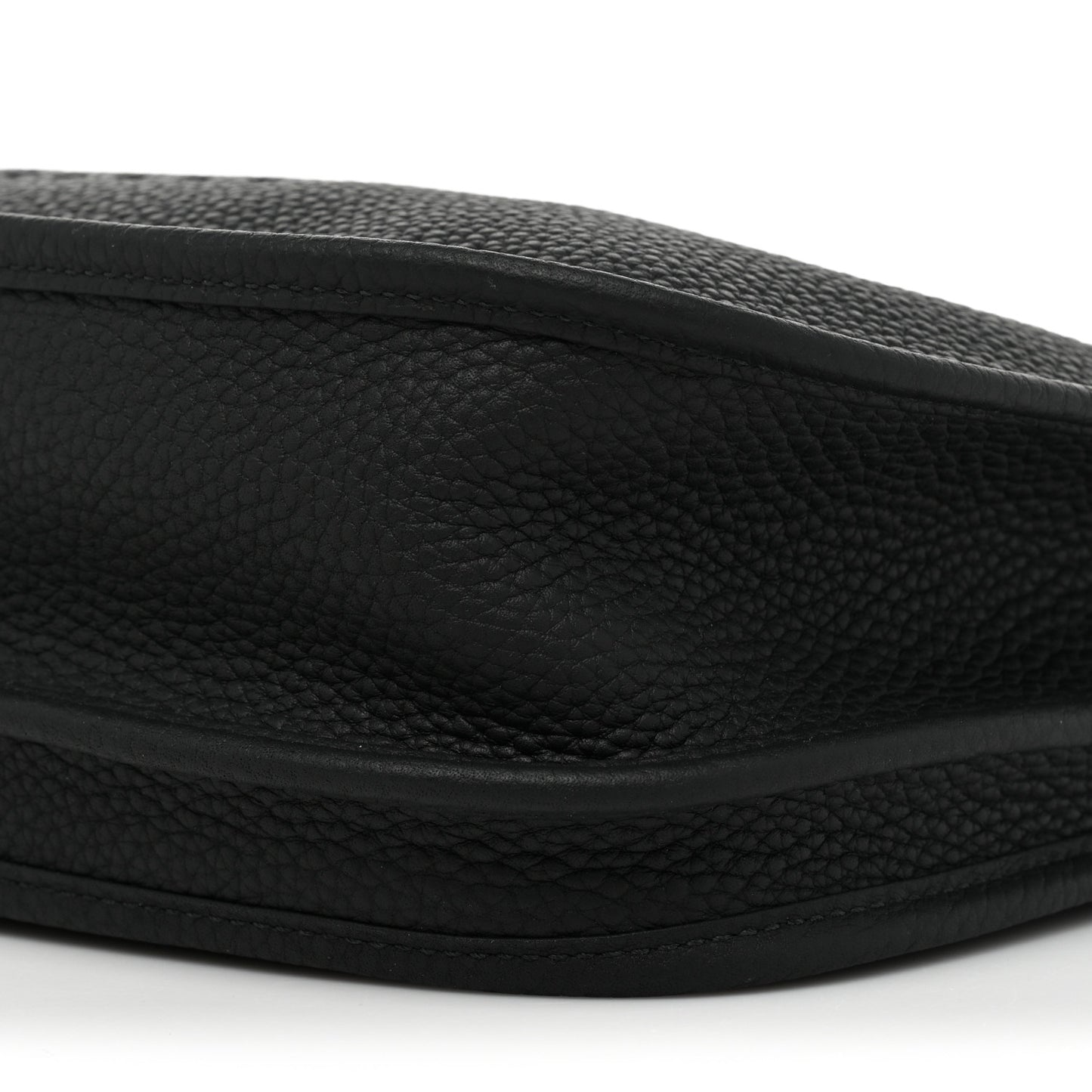 Taurillon Clemence Evelyne III PM Black