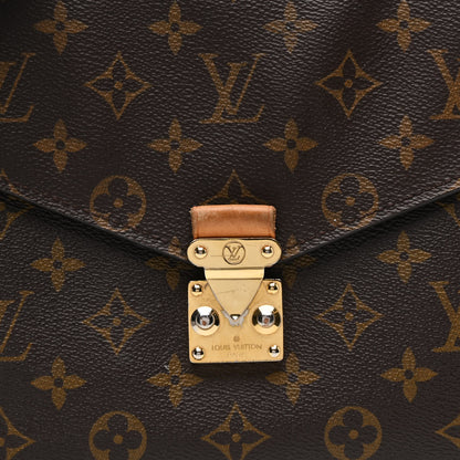 Louis Vuitton Monogram Pochette Metis 8 of 18