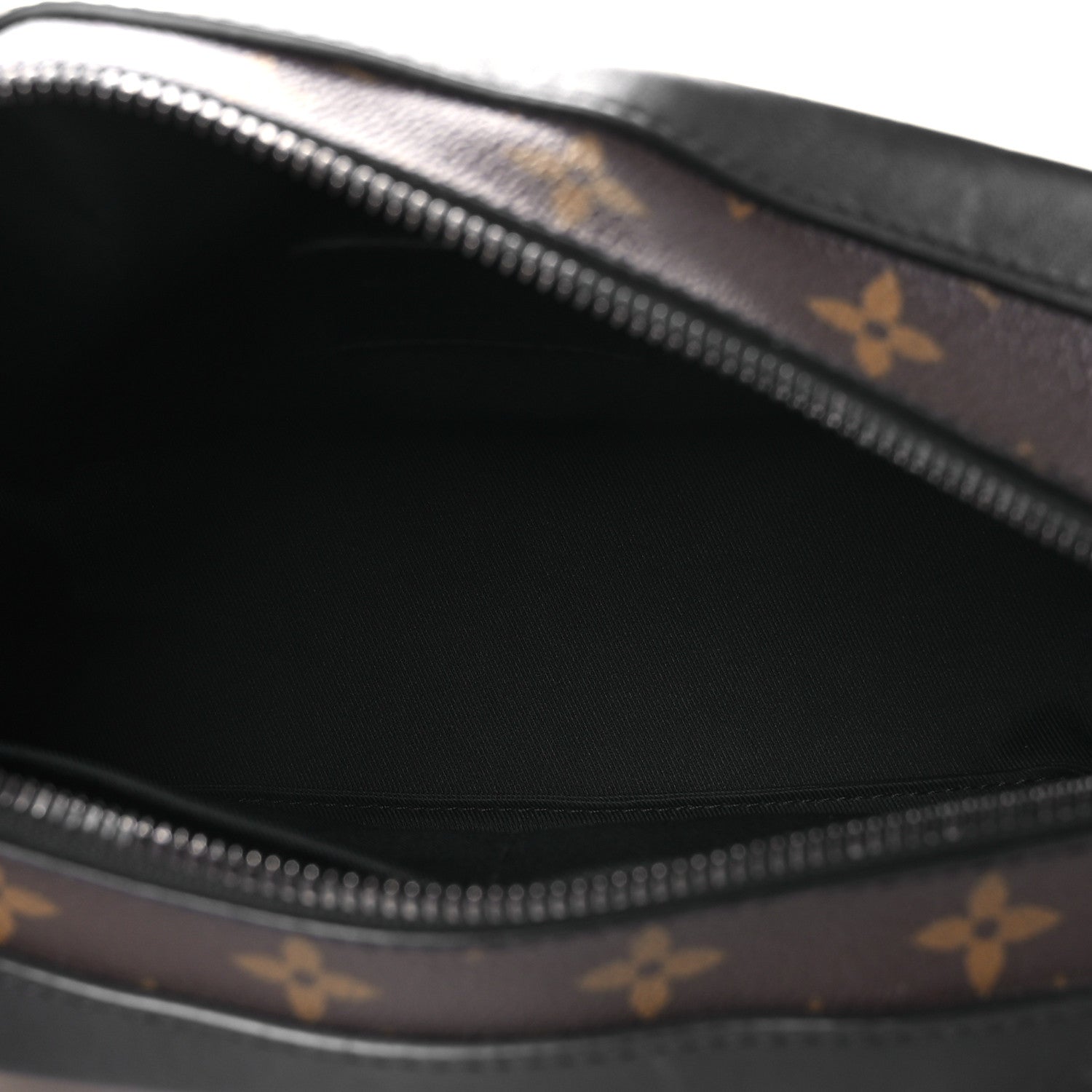 Louis Vuitton Monogram Solar Ray Soft Trunk 5 of 13