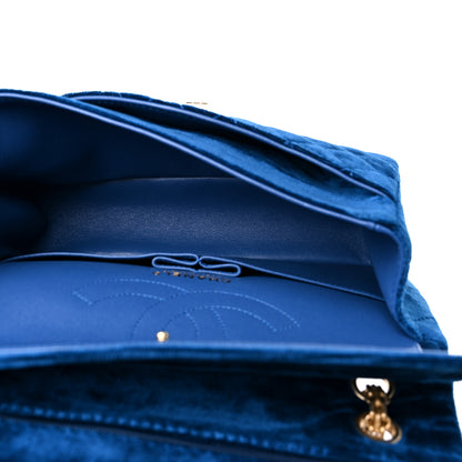 Chanel Velvet Quilted 2.55 Reissue 225 Flap Blue 5 of 10
