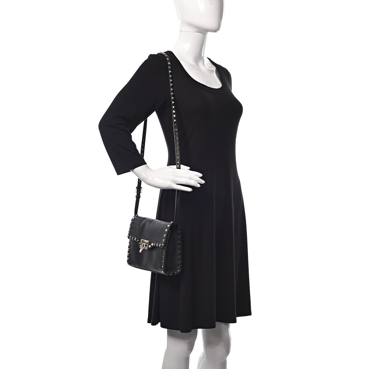 Pebbled Calfskin Medium Rockstud Flip Lock Crossbody Bag Black
