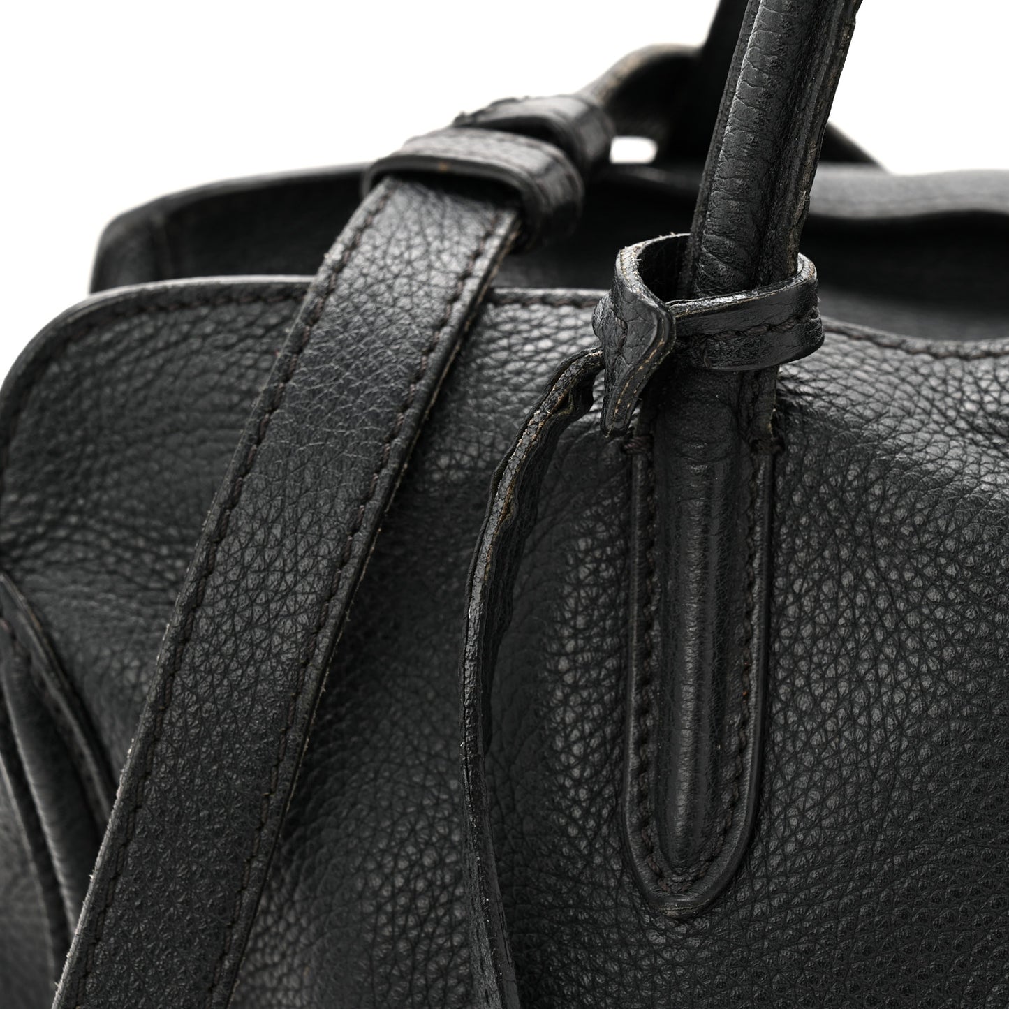 Pebbled Calfskin Small Skull Padlock Zip Around Tote Black