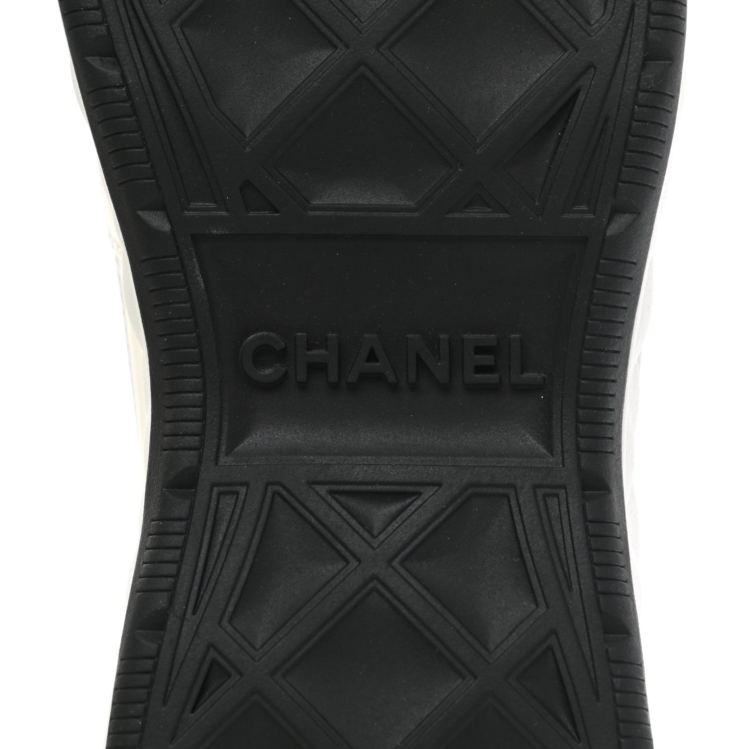 Chanel Velvet Calfskin Mixed Fibers CC Sneakers 38.5 Ivory Black 6 of 9