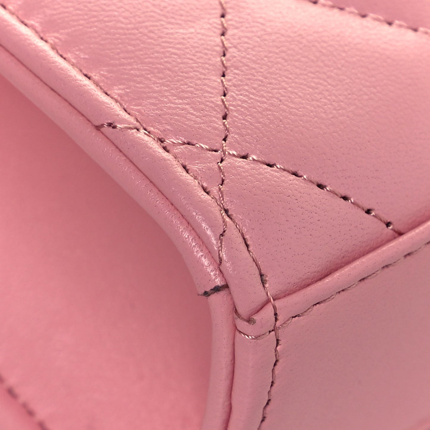 Lambskin Quilted Mini Trendy CC Clutch With Chain Pink