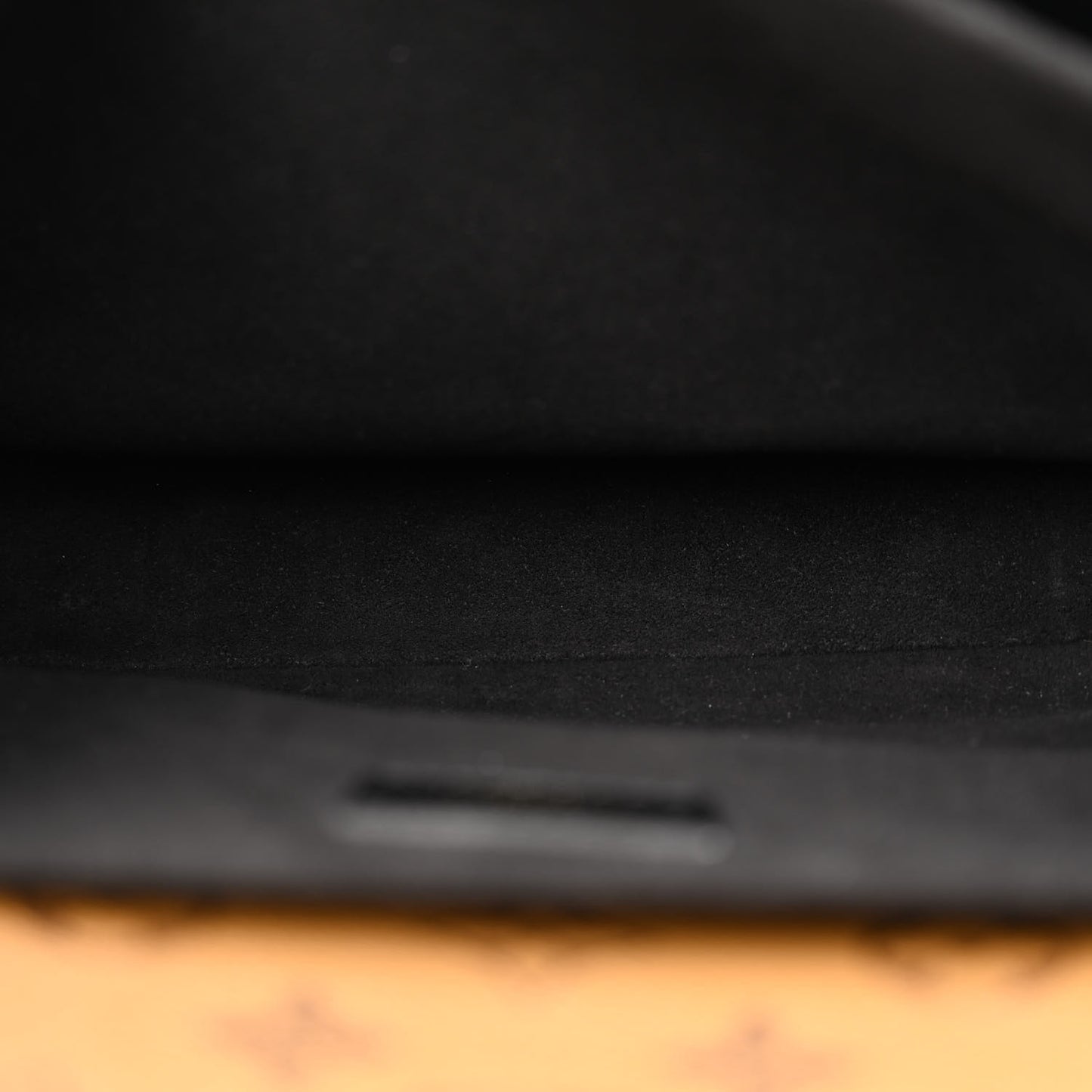 Reverse Monogram Pochette Metis