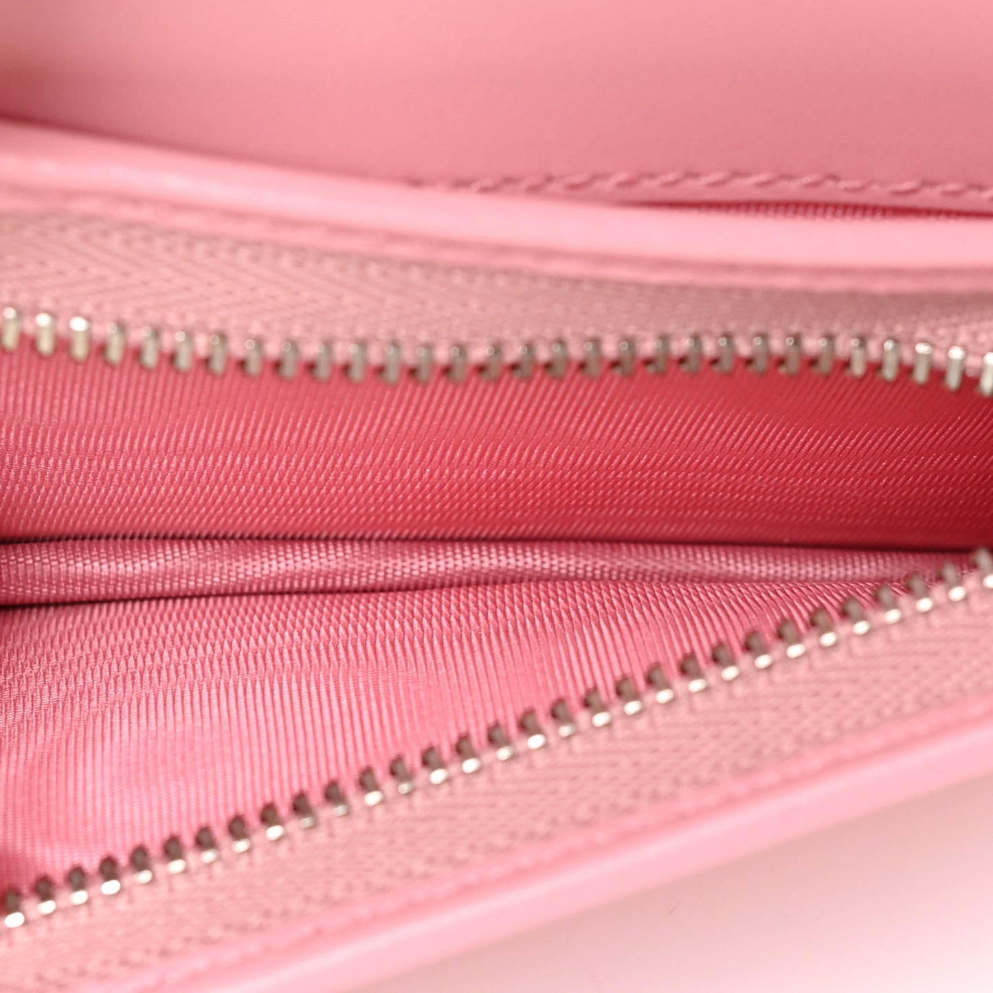 Calfskin Matelasse GG Marmont Mini Wallet On Chain Wild Rose