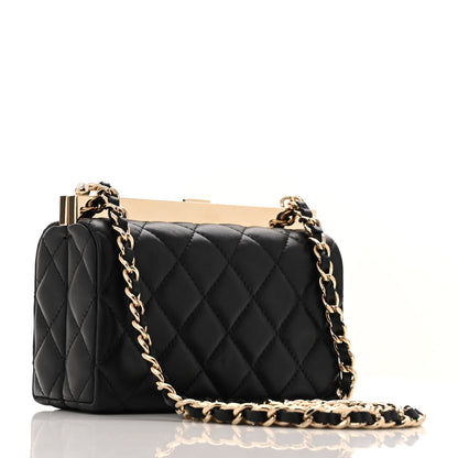 Chanel Lambskin Quilted Pearl CC Vanity Case Black 3 of 12