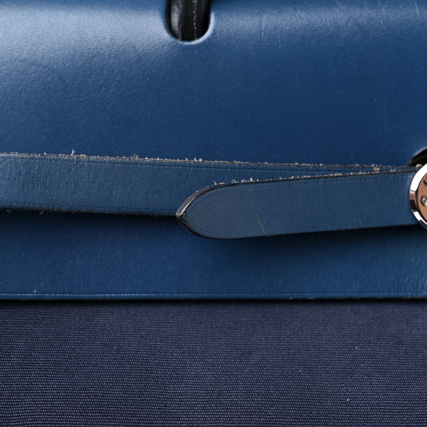 Toile Vache Calfskin Herbag 40 GM Navy Bleu
