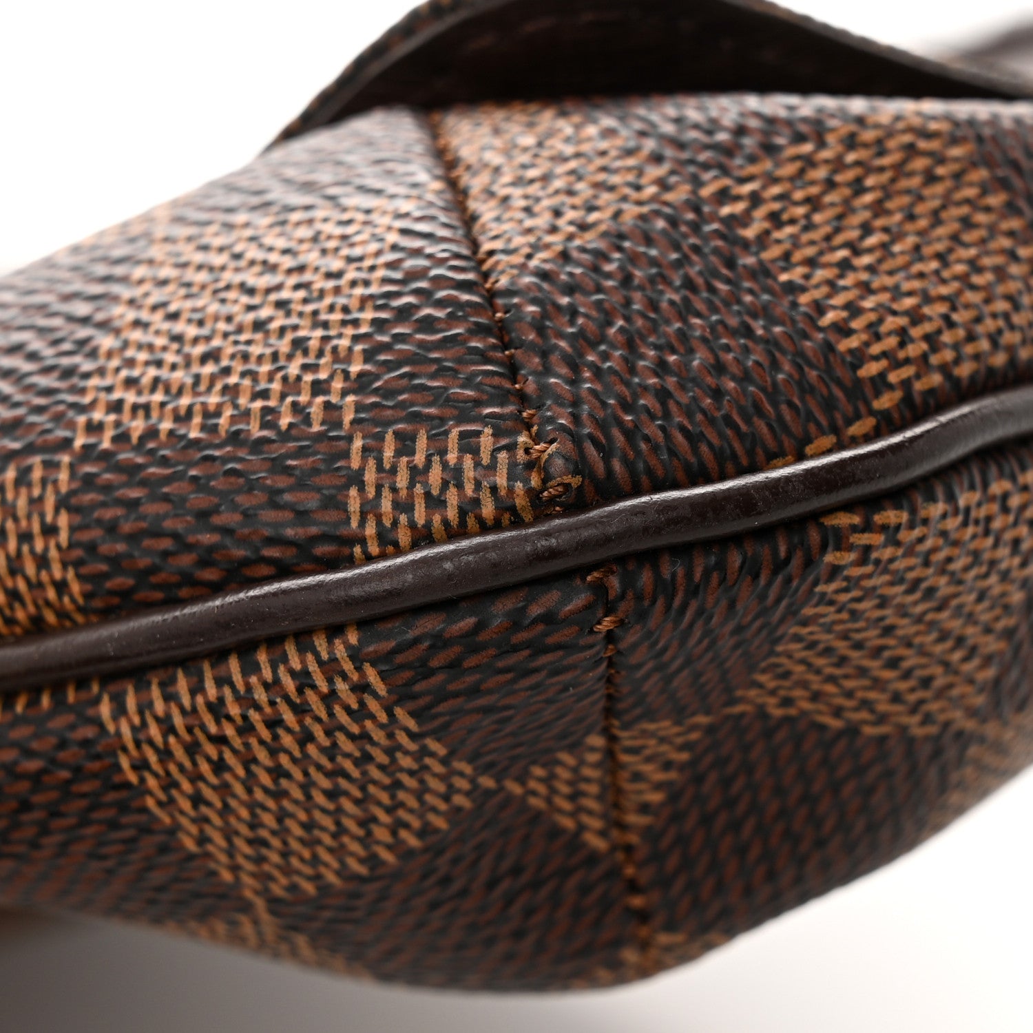 Louis Vuitton Damier Ebene Musette Tango 13 of 14
