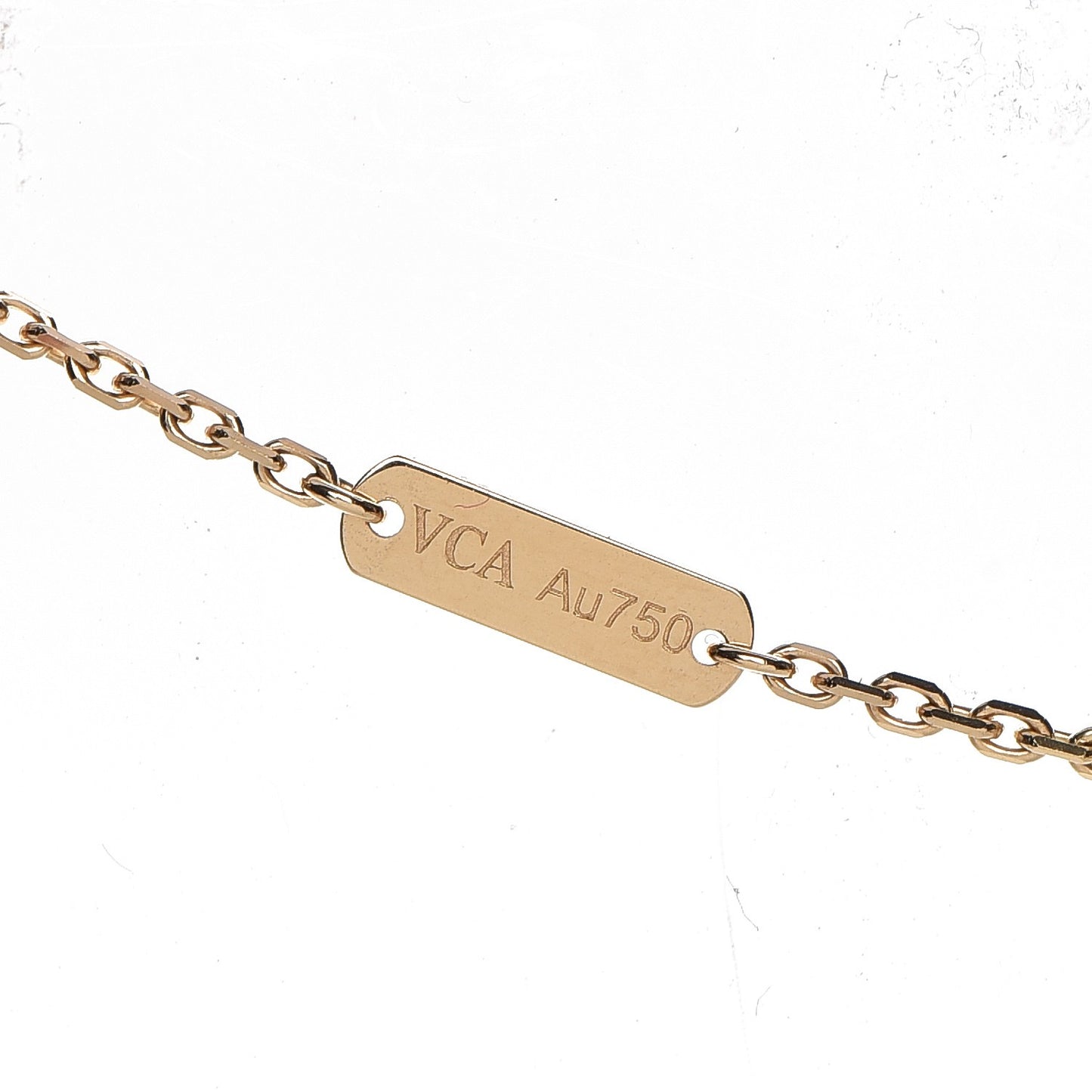 18K Yellow Gold Mother of Pearl Vintage Alhambra Pendant Necklace