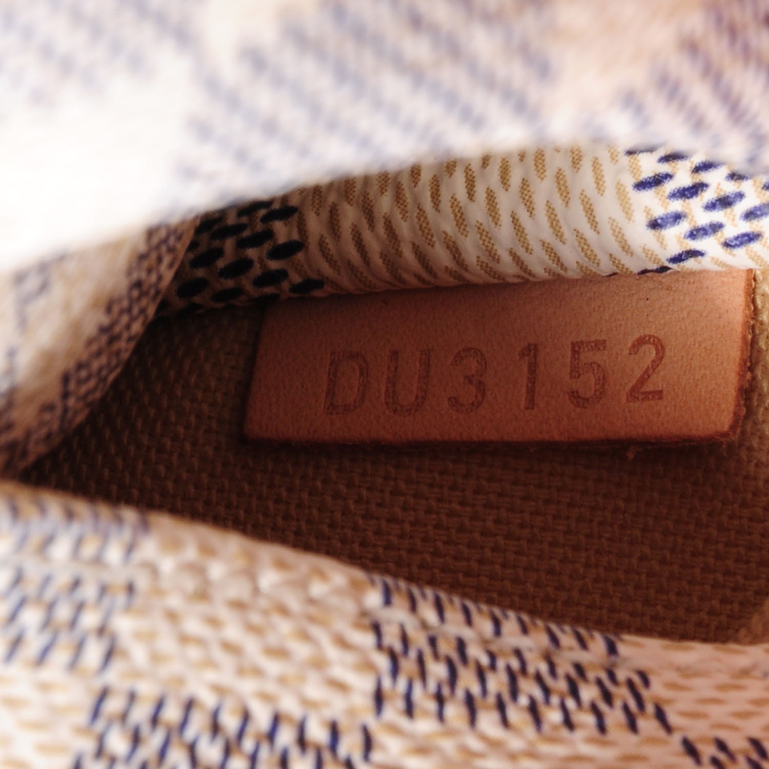 Louis Vuitton Damier Azur Totally PM 7 of 8