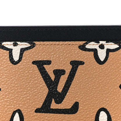 Louis Vuitton Monogram Giant Wild At Heart Card Holder Arizona 7 of 9