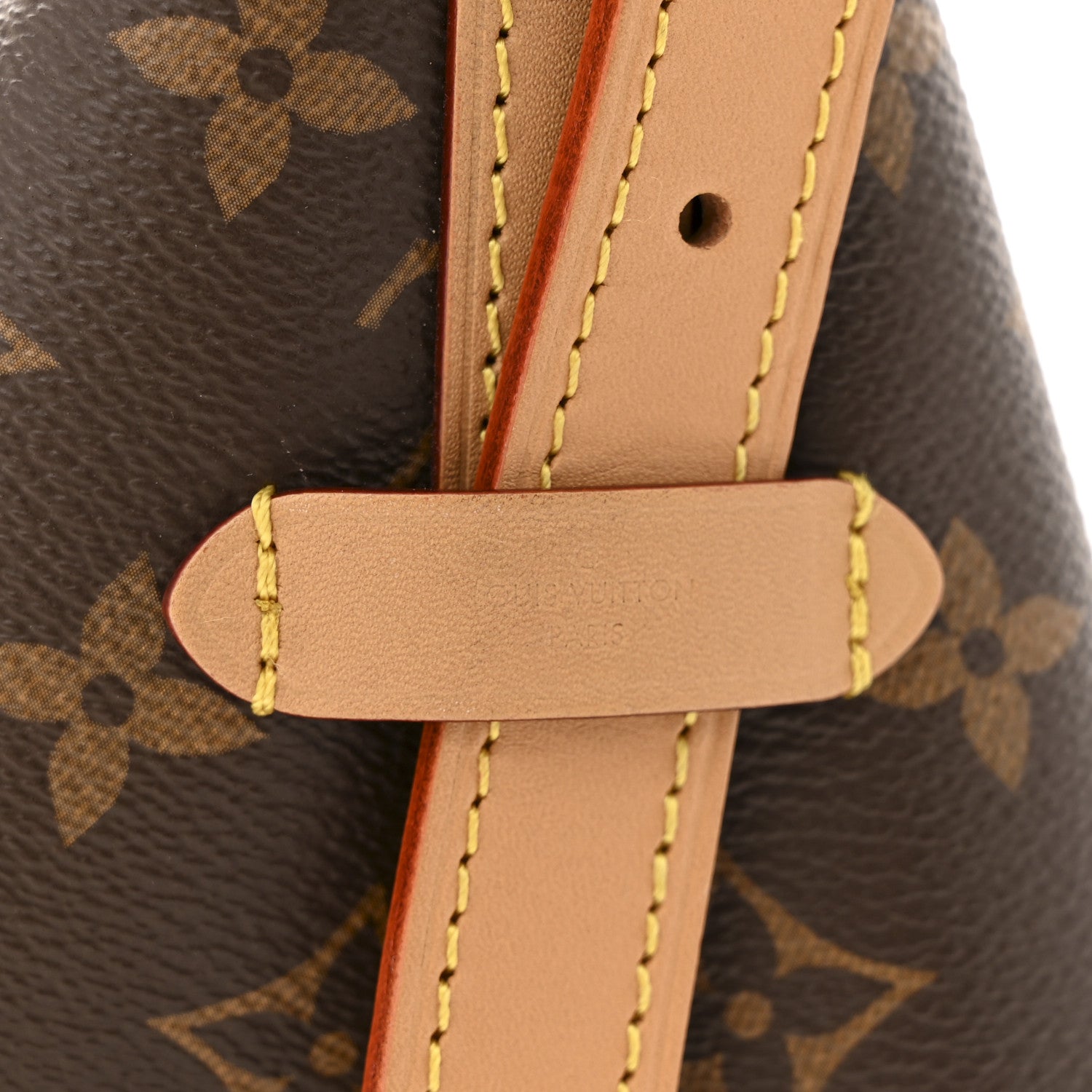 Louis Vuitton Monogram Carryall MM 6 of 12