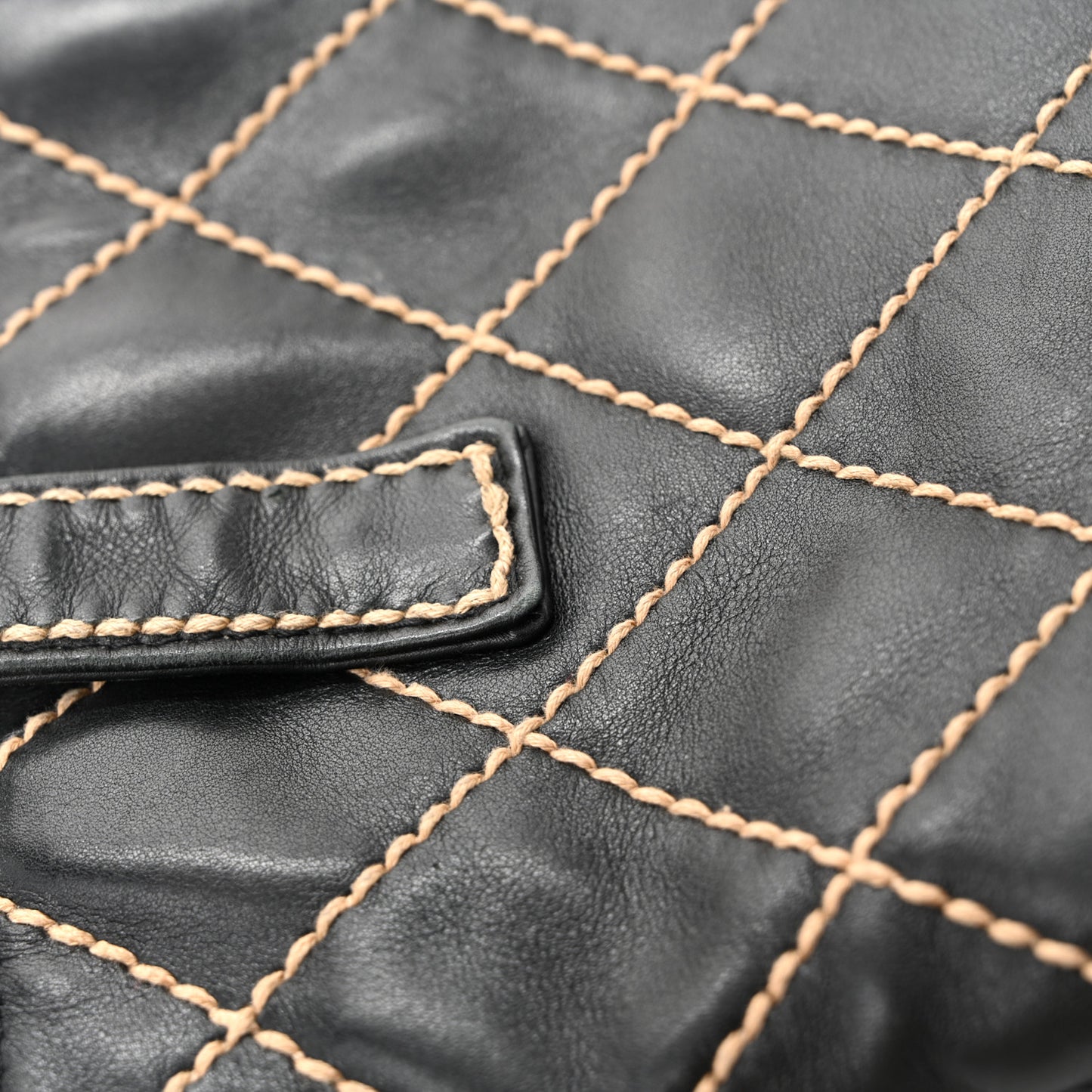Calfskin Stitch Small Surpique Tote Black