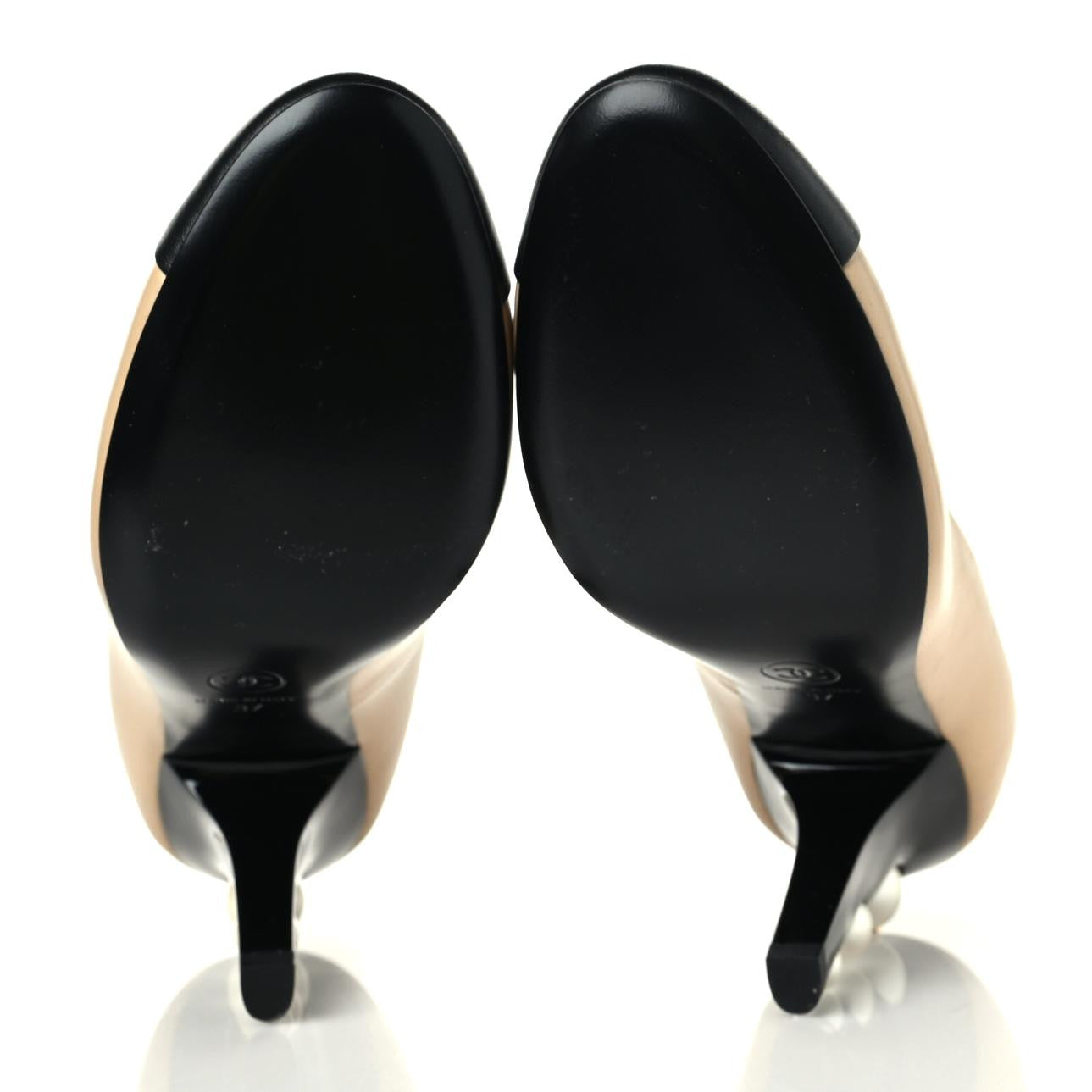 Chanel Lambskin Grosgrain Cap Toe Pearl Pumps 37 Black 5 of 8