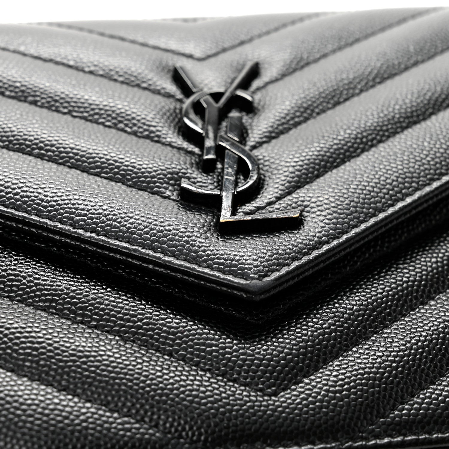 Saint Laurent Grain De Poudre Matelasse Chevron Monogram Monochrome Envelope Chain Wallet Black 11 of 12