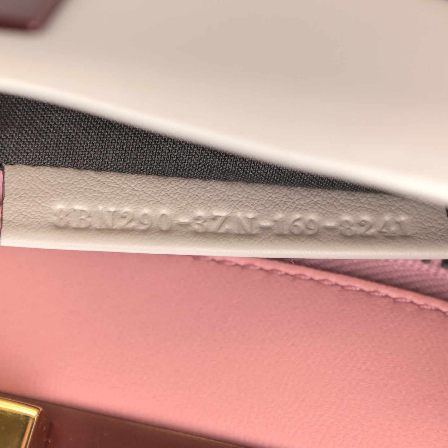 Vitello Seta Shiny Nappa Medium Peekaboo Iconic Satchel Grigio Polvere Bois de Rose