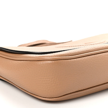 Gucci Pebbled Calfskin Medium Soho Flap Crossbody Camelia 9 of 10