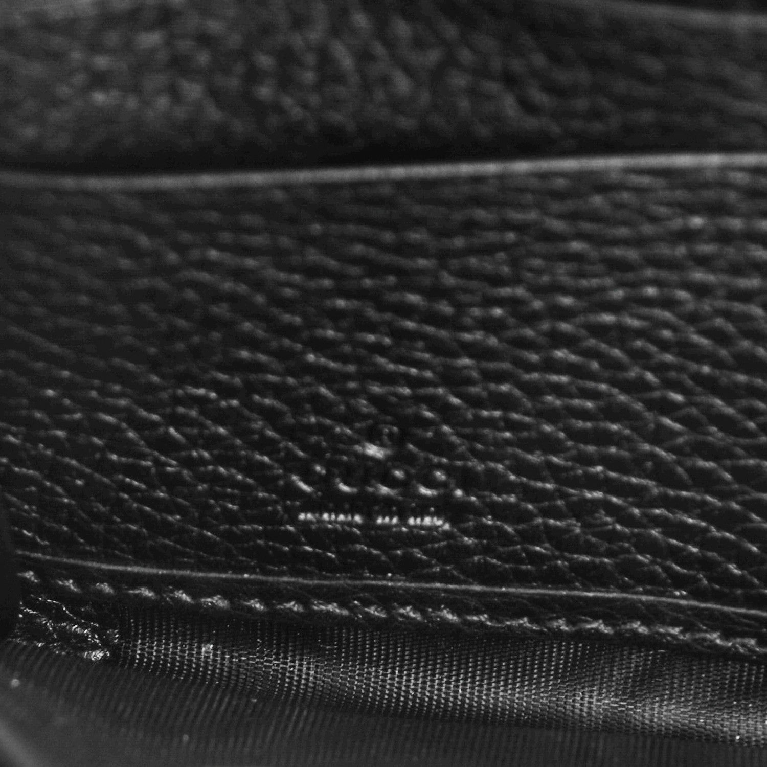 Gucci Pebbled Calfskin Bamboo Tassel Zip Around Wallet Black 6 of 7
