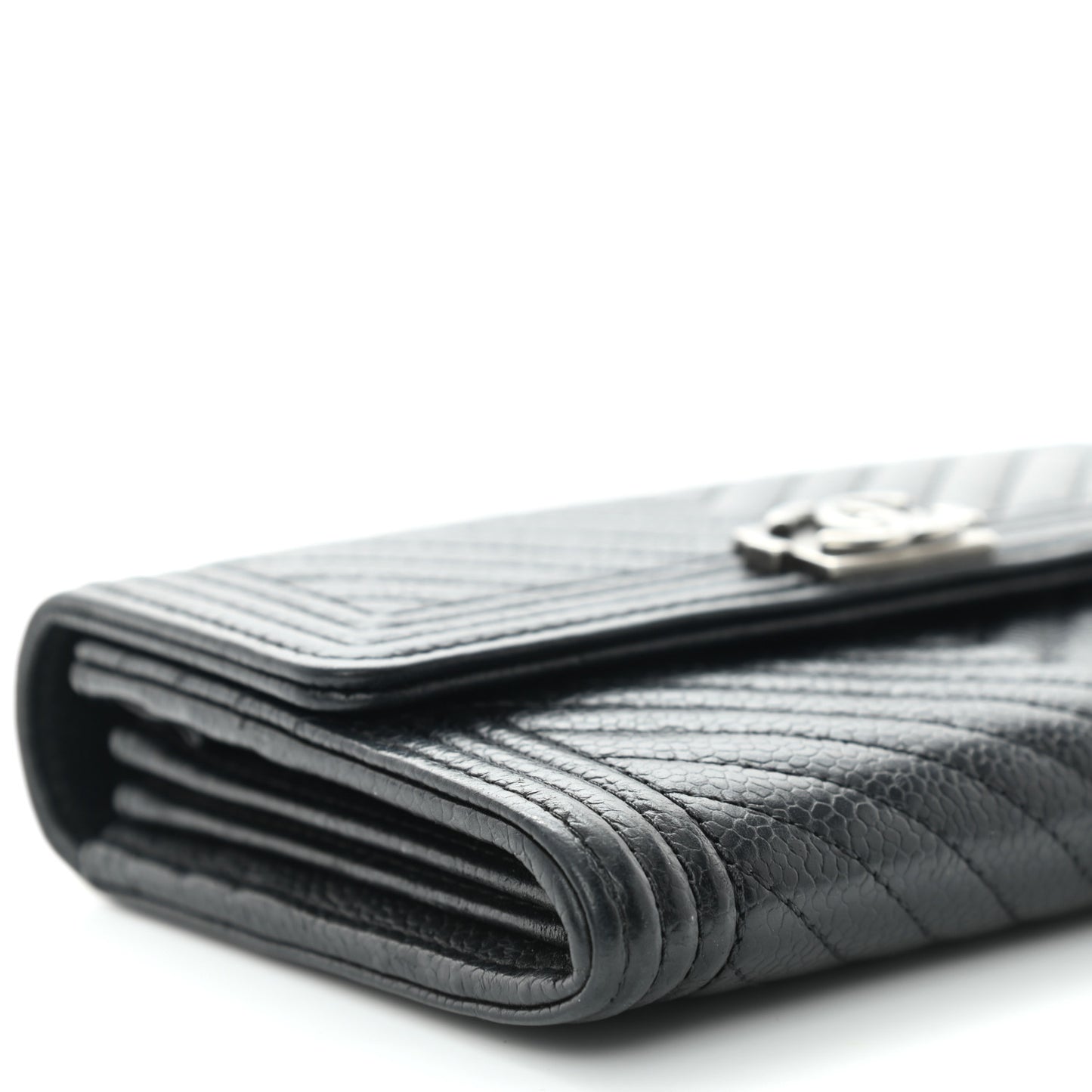 Caviar Chevron Quilted Medium Boy Flap Wallet Black