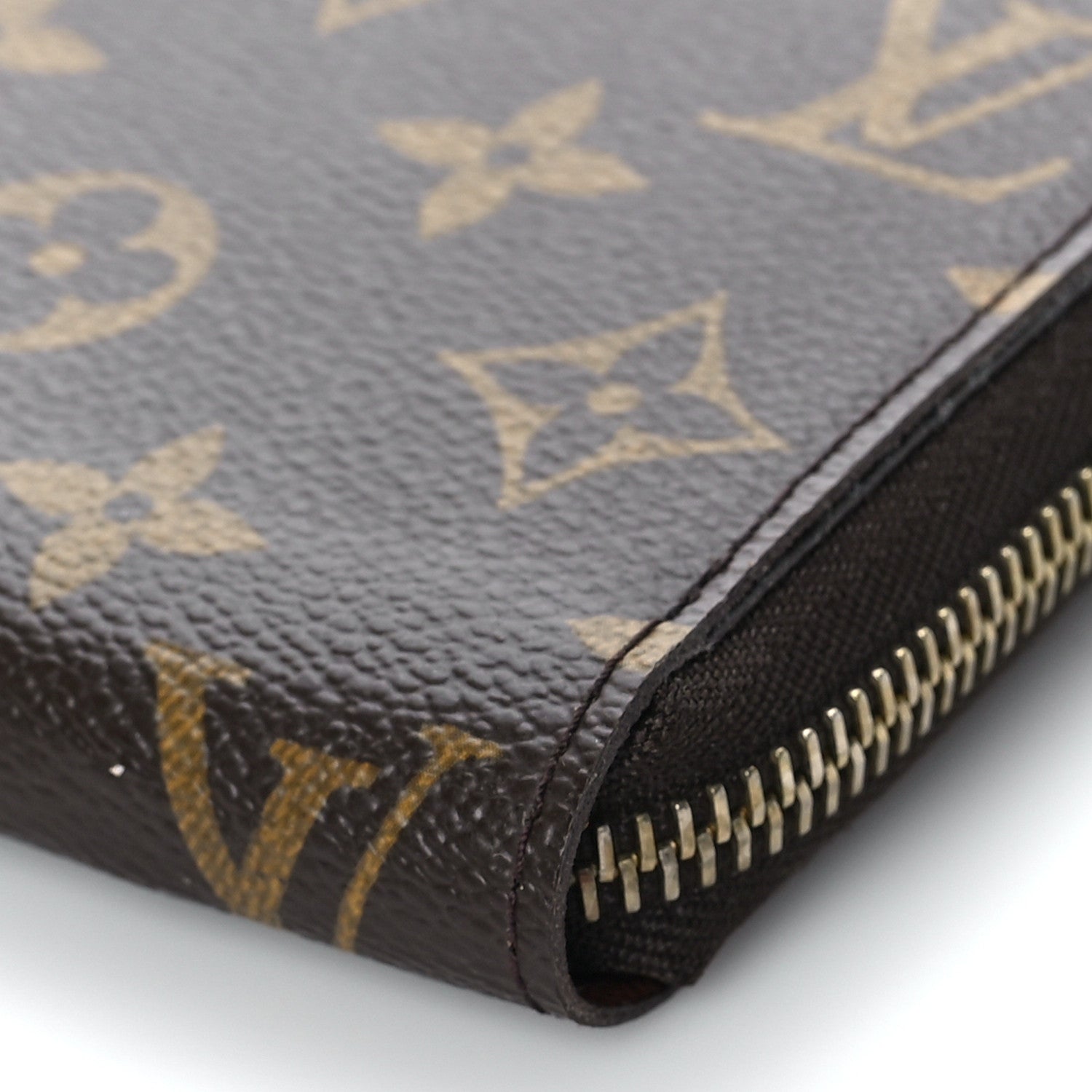 Louis Vuitton Monogram Zippy Wallet 8 of 10