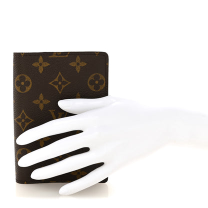 Louis Vuitton Monogram Small Ring Agenda Cover 2 of 10