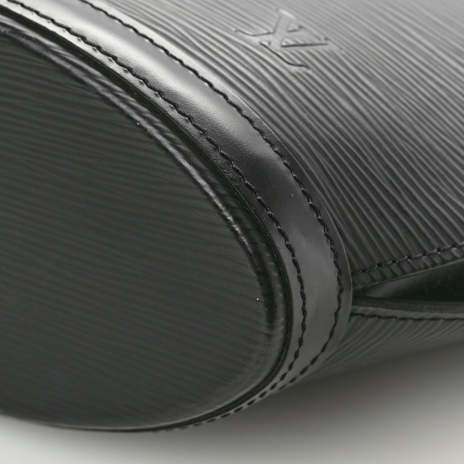 Louis Vuitton Epi Saint Jacques Long Straps PM Black 9 of 9