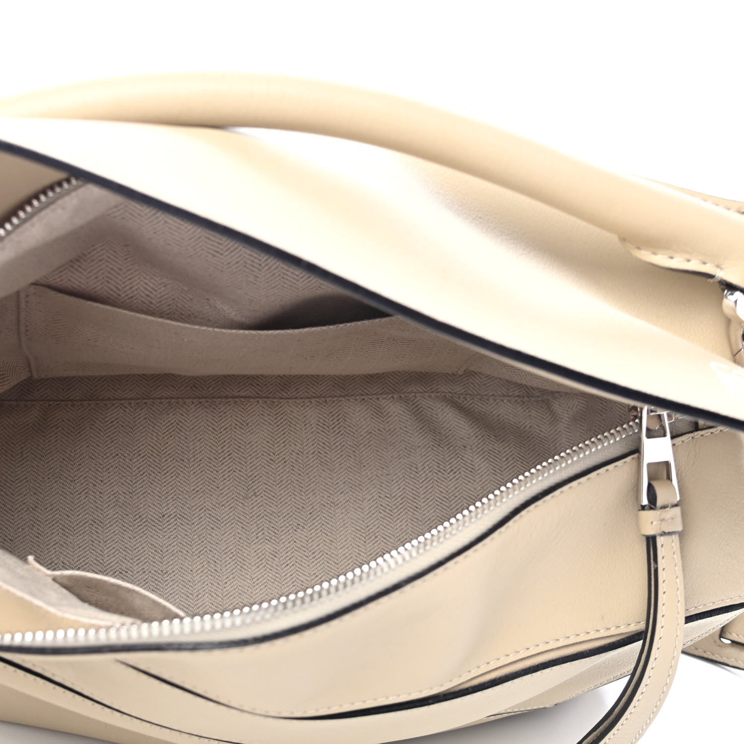 Loewe Calfskin Medium Puzzle Bag Light Oat 4 of 4