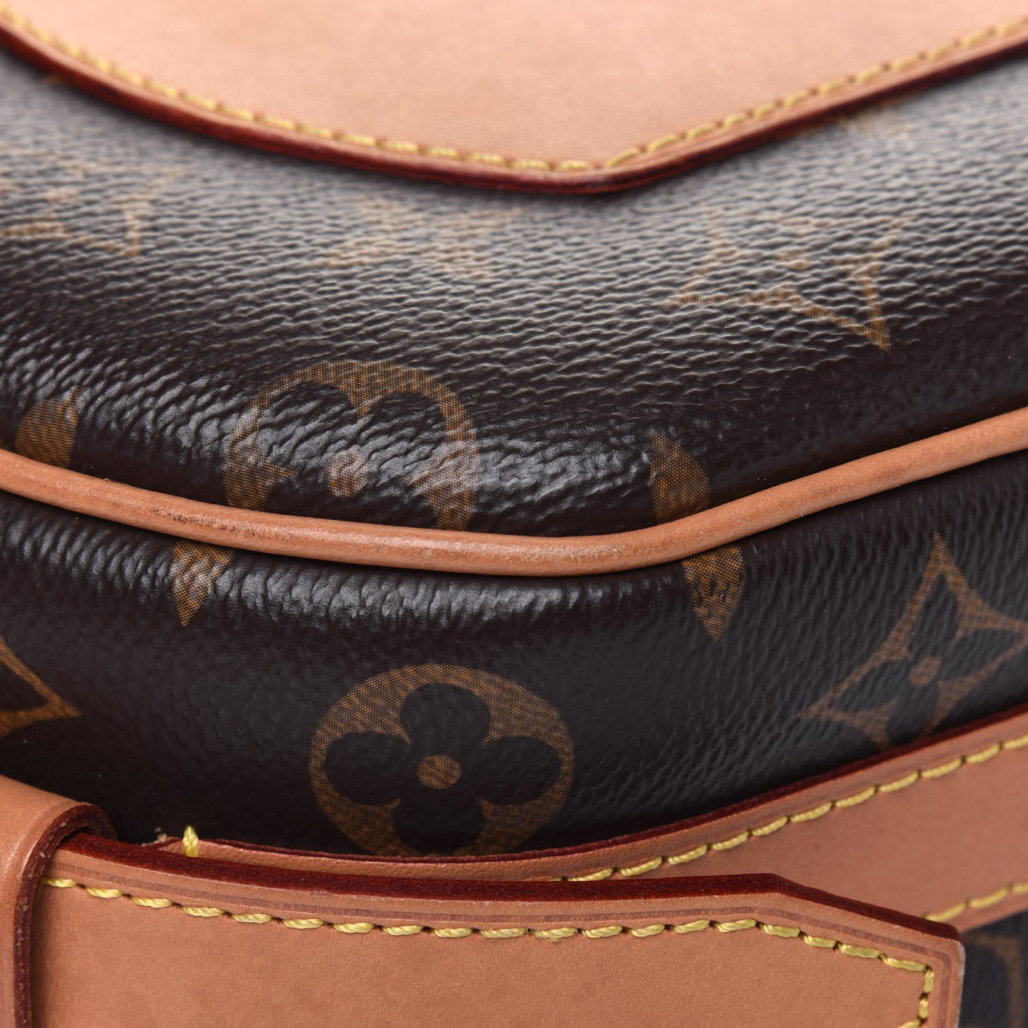 Monogram Boite Chapeau Souple