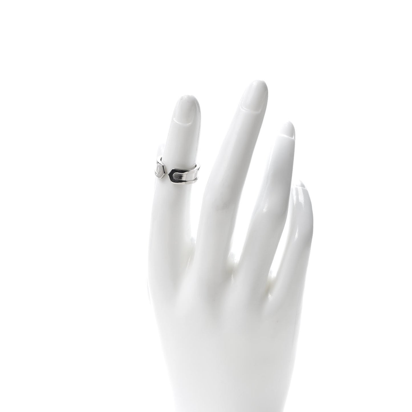 18K White Gold 6.5mm C De Ring 47 4