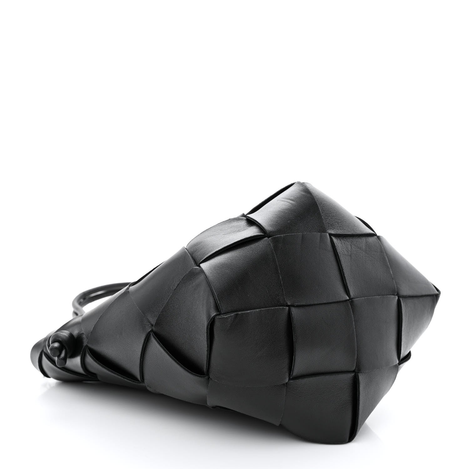 Bottega Veneta Nappa Maxi Intrecciato Clasp Bucket Bag Black 4 of 10
