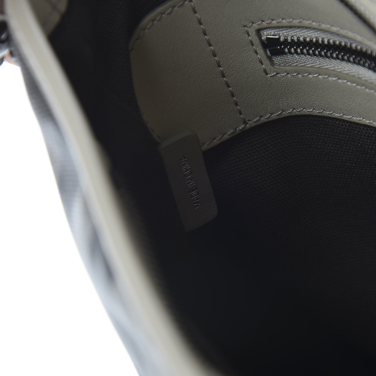 Burberry Smoked Check Hartham Shoulder Bag Trench 10 of 11