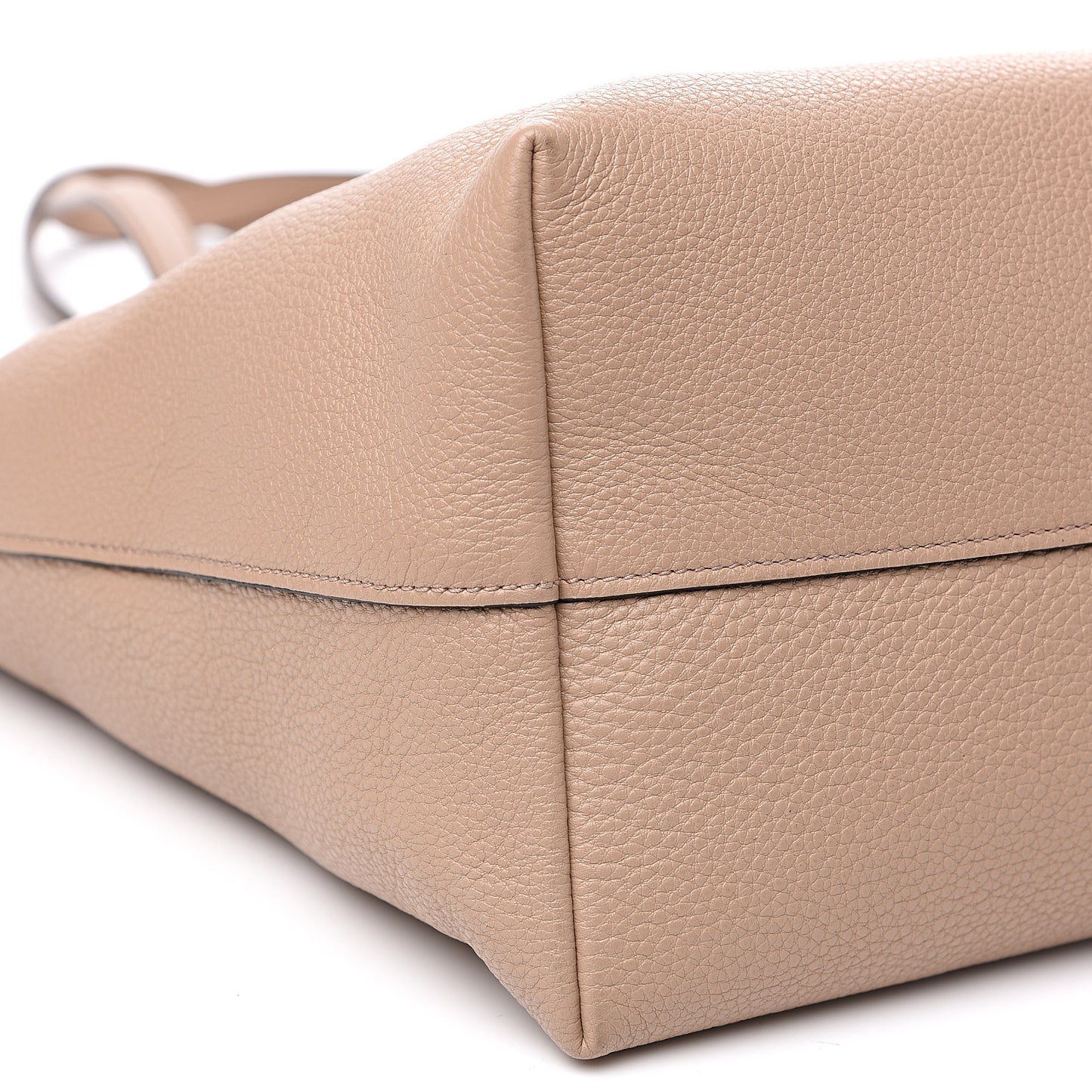 Vitello Phenix Zip Shopping Tote Cammeo