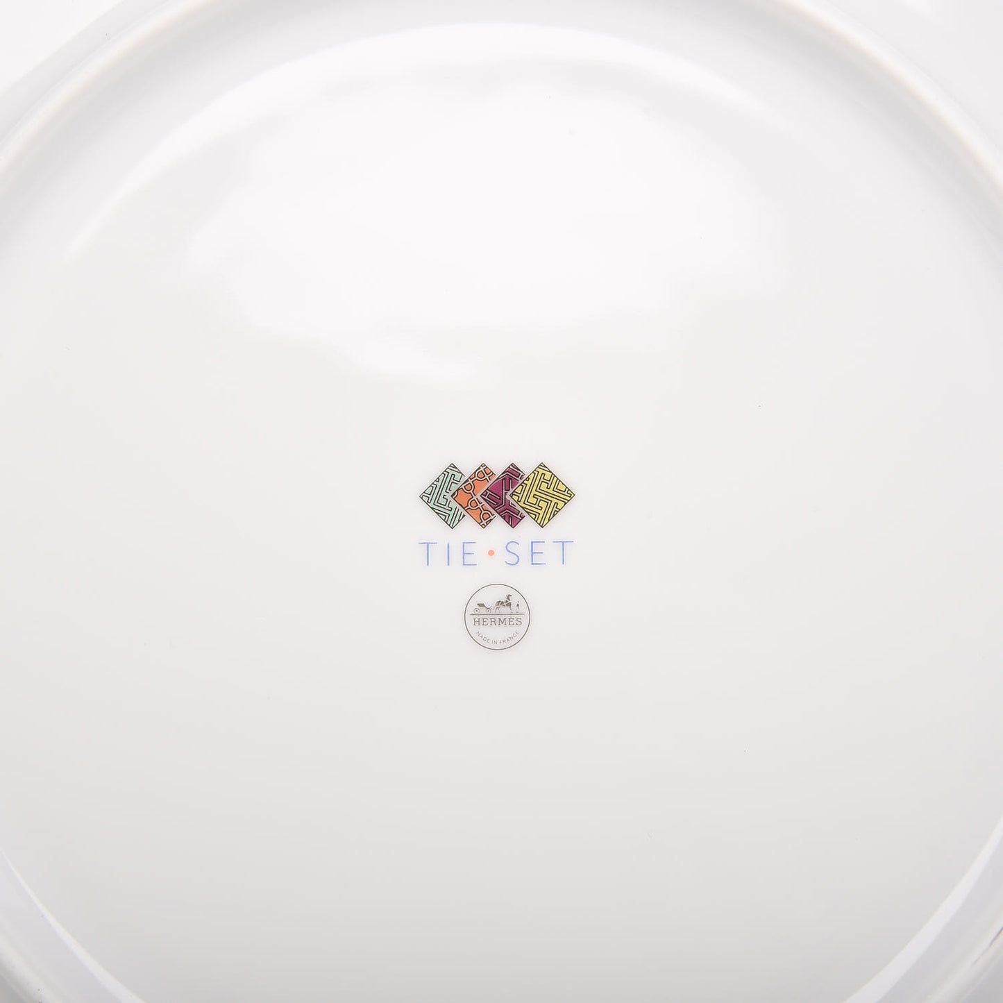 Porcelain Tie Dinner Plate Set of 2